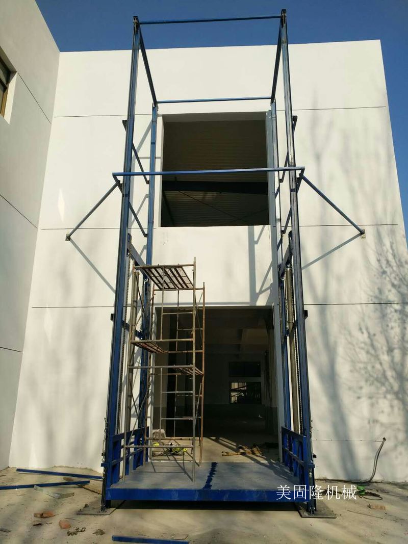 沈阳仓库专用导轨式升降货梯价格