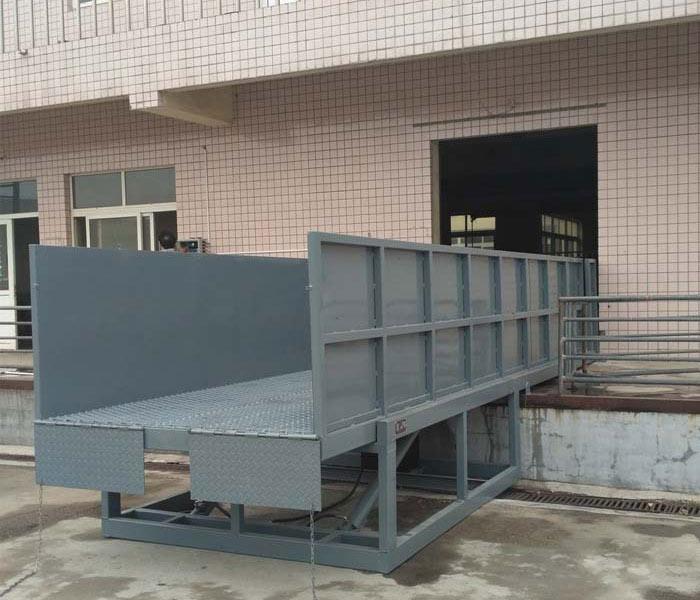 沈阳升降卸猪台